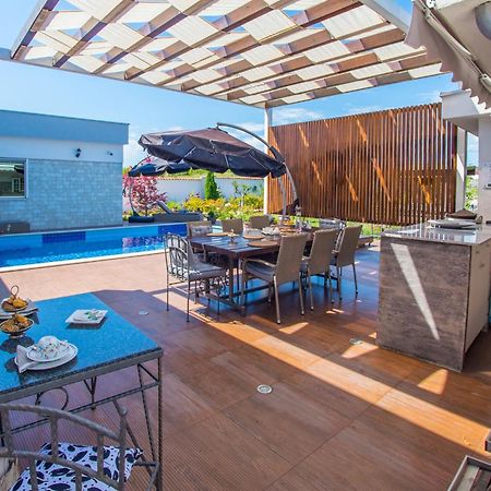 בלאגאי Villa Vie מראה חיצוני תמונה